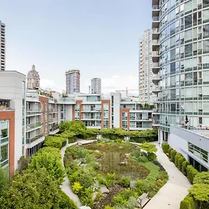 Gardenview Modern With Parking, Gym, Pool, Ac Apartment
