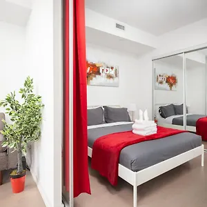 Apartment Centrally Located In The Heart Of Downtown