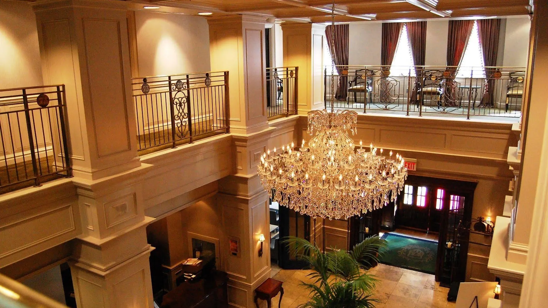 Windsor Arms Hotel Toronto 5*,  Kanada