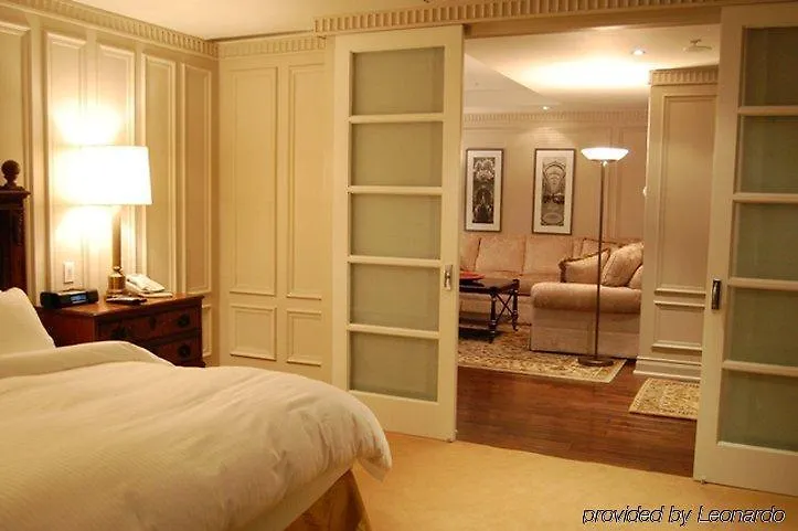 Windsor Arms Hotel Toronto 5*,  Kanada