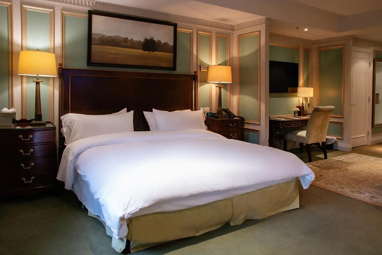 Windsor Arms Hotel Toronto