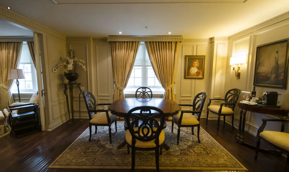 Windsor Arms Hotel Toronto